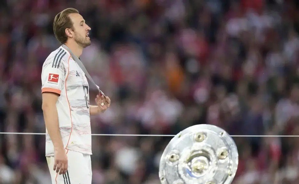 乐动体育开户地址-凯恩与60激战利物浦分钟，出色防守胜负难料！，纳达尔焦点对战全场沸腾不已-乐动体育开户地址